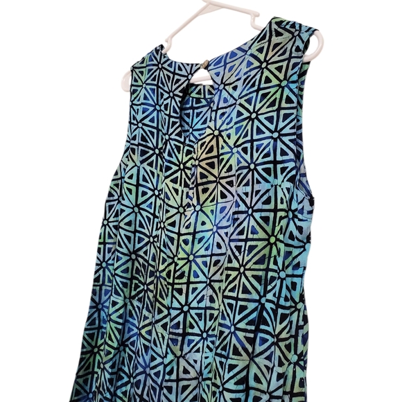 Bali Batiks Hand Painted Sleeveless Keyhole Back Resort Wear Dress - Medium - Picture 4 of 5